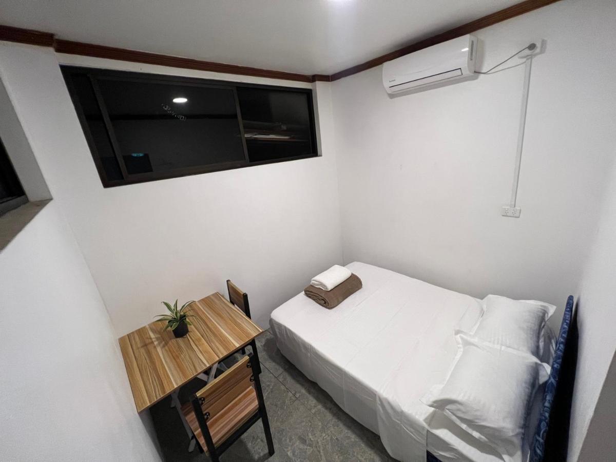 Pasifika Guesthouse ナンディ エクステリア 写真